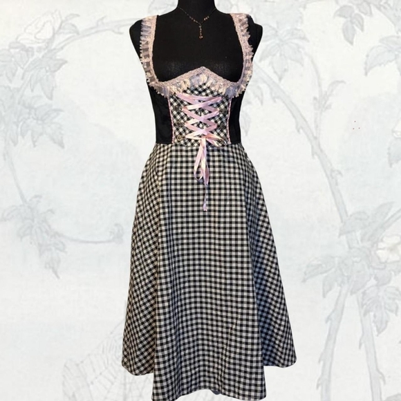 Black And White Lifos Gingham Dirndle - Picture 1 of 8